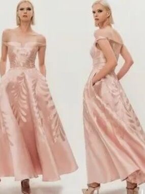 Hynes Park M563 Size 12 Dress - Blush color